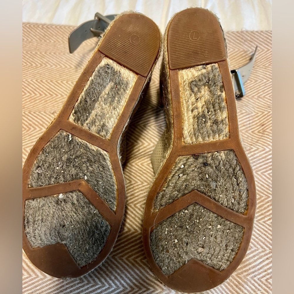 EUC Marc Fisher Women's Adalyn Espadrille Wedge Sandal Size 7 - Picture 6 of 6